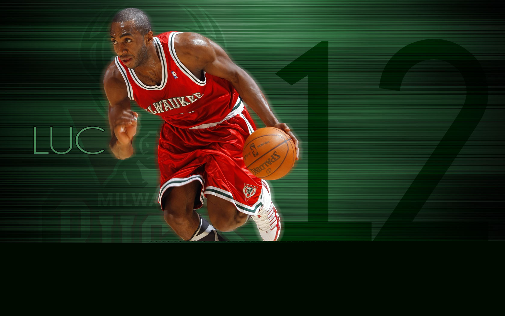 记者：申花队昨天傍晚抵达天津，出征的队伍中没有门将薛庆浩